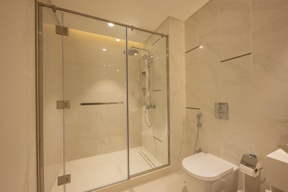 Beach Vista - Four Apple