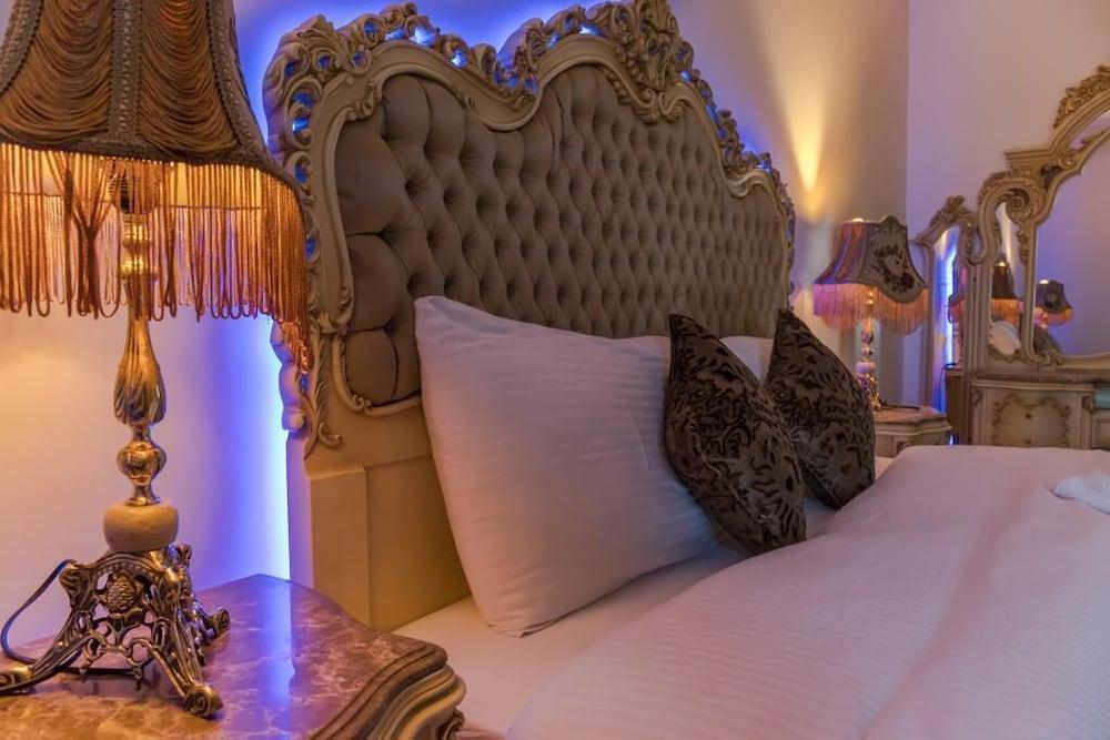 Gleem Luxury Apartments