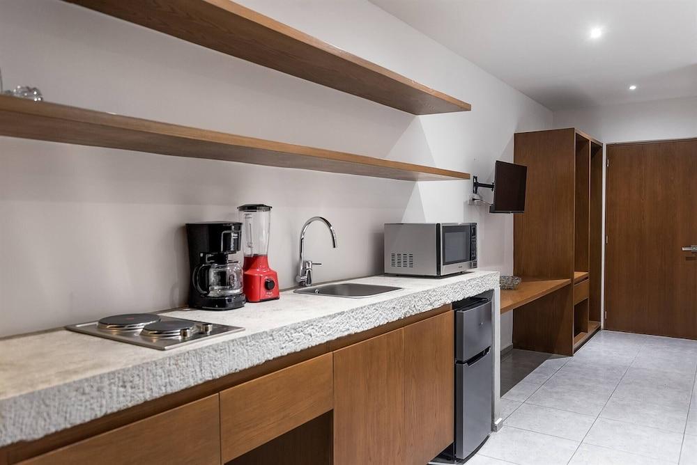 Spacious Loft With Amazing Rooftop Pool - Unbeatab