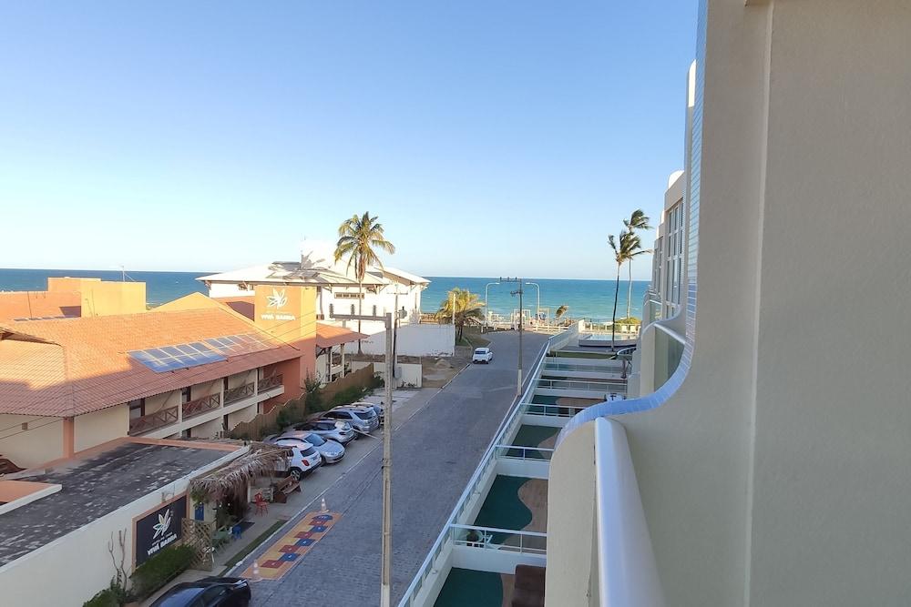 Areias do Mar Tranquilo com Varanda A317