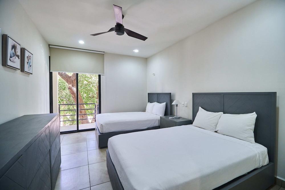 Villaggio 302 By Lockey