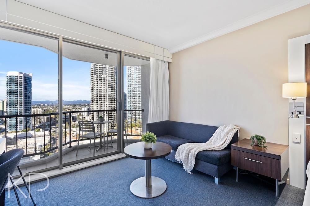 Hotel Apartments on 22 View Avenue, Surfers Paradise