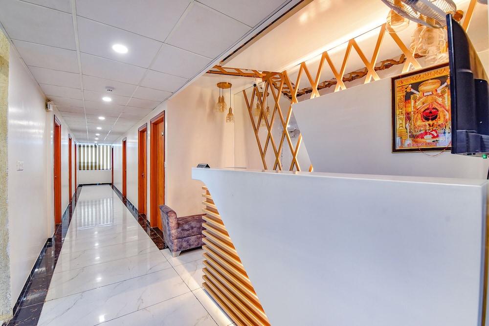 Fabhotel Prime Rudra