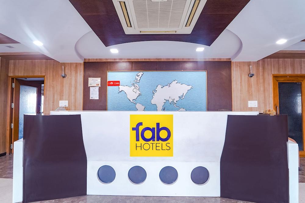Fabhotel Grand Gunas