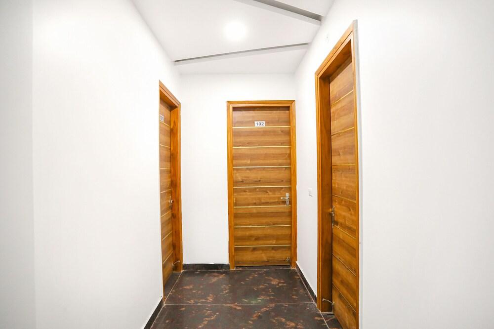 Fabexpress The Grand Suite