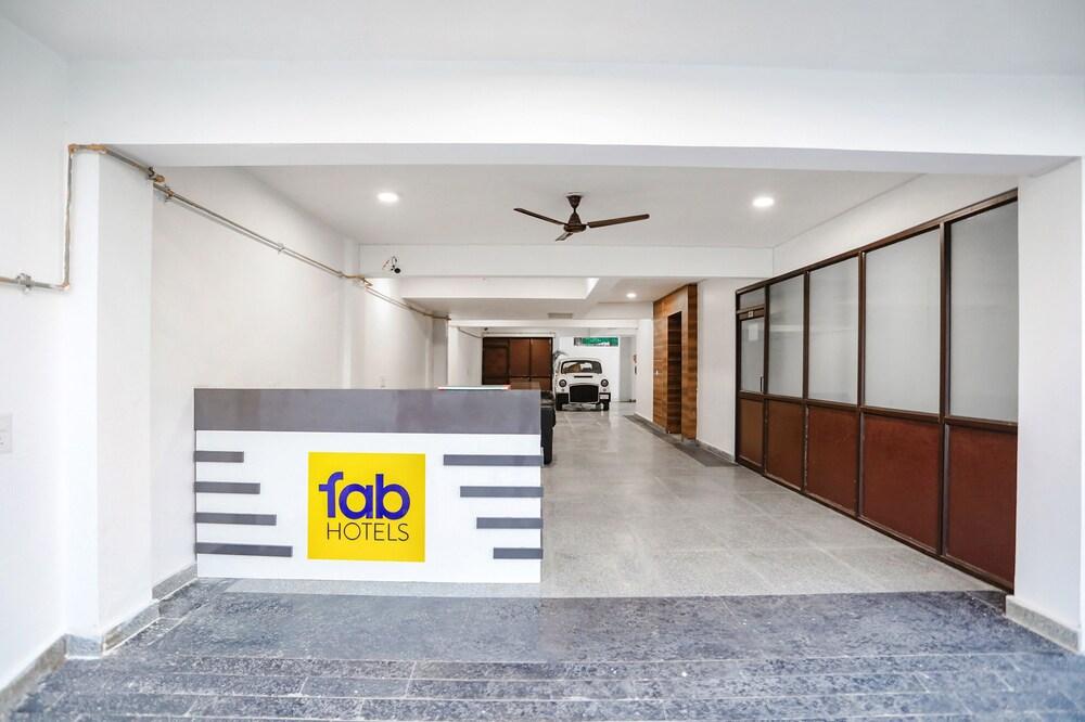 Fabexpress The Grand Suite