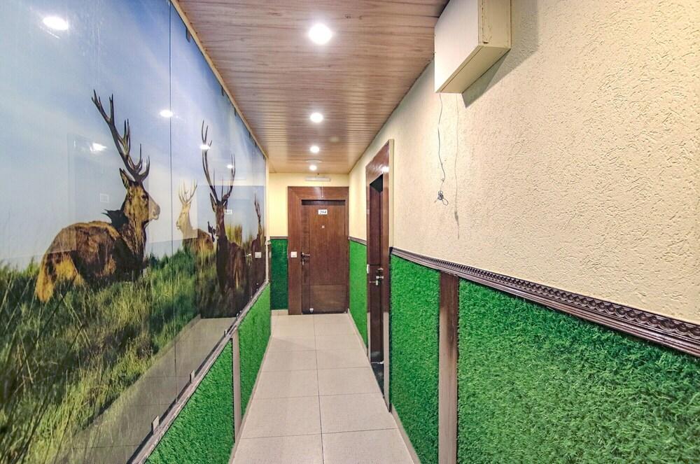 Fabhotel Kings Inn I