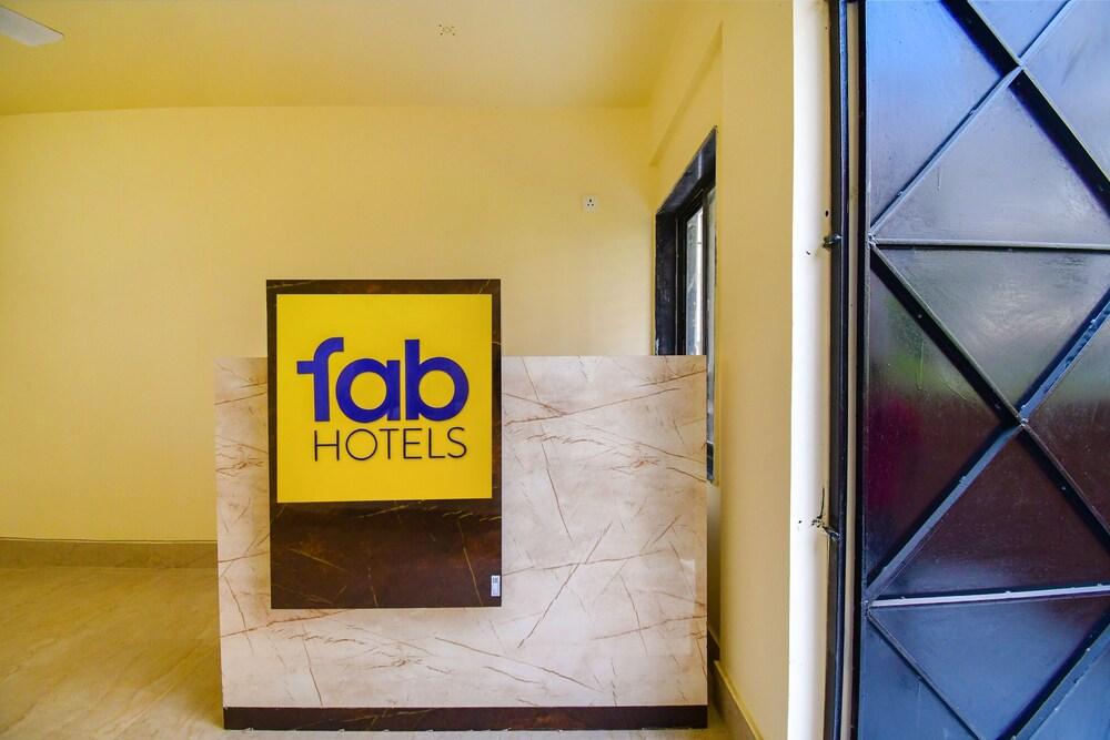 Fabhotel Moubani Residency