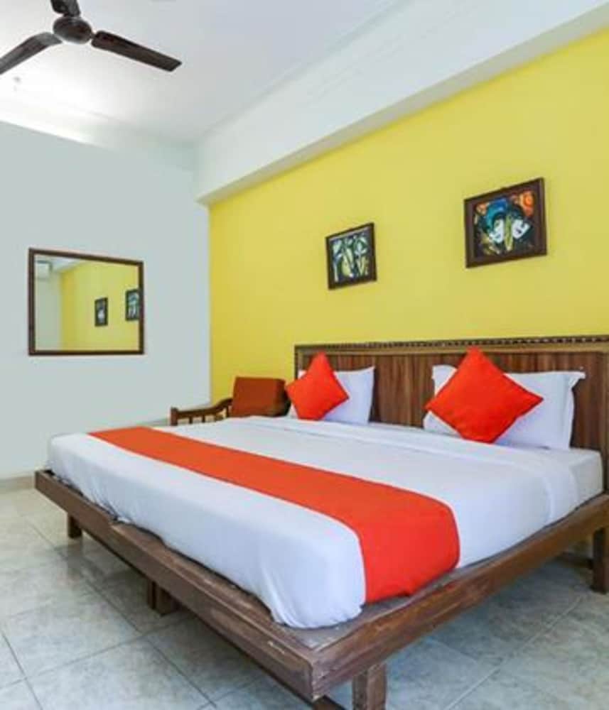 Fabexpress Roshan Villa