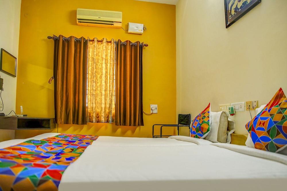 Fabhotel Hibiscus Stays