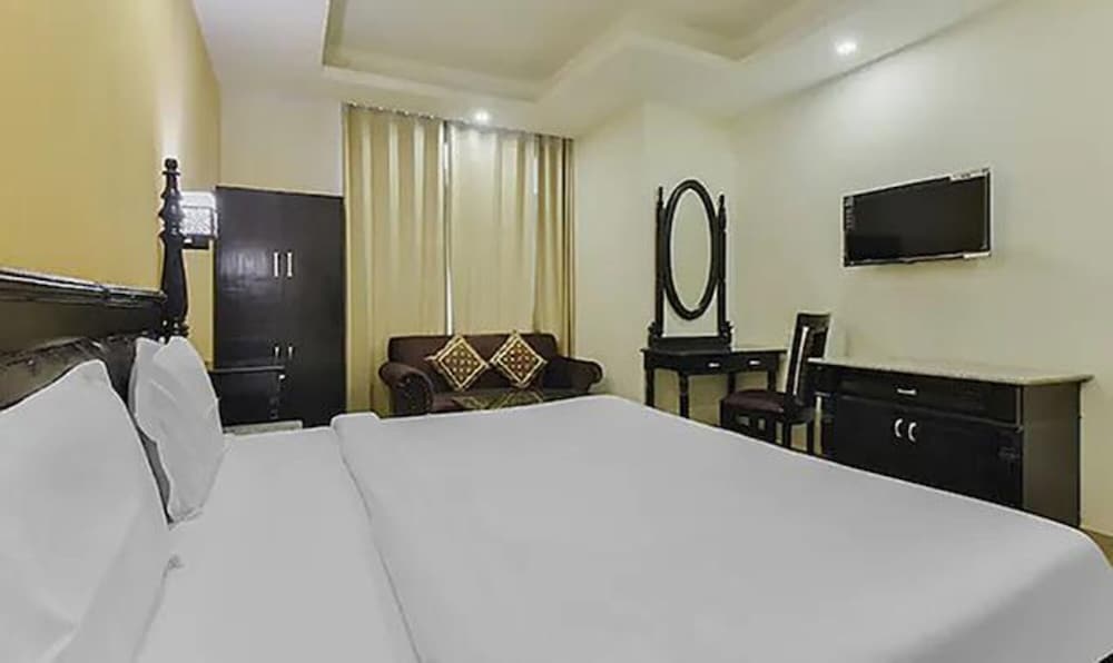 Fabhotel Garden Reach