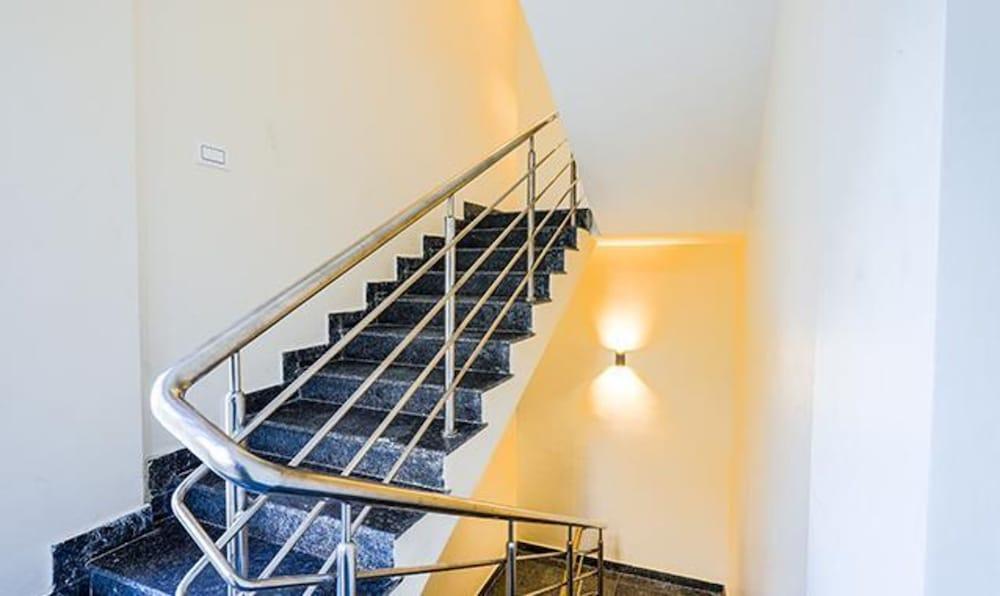 Fabhotel Phoenix Brookfield