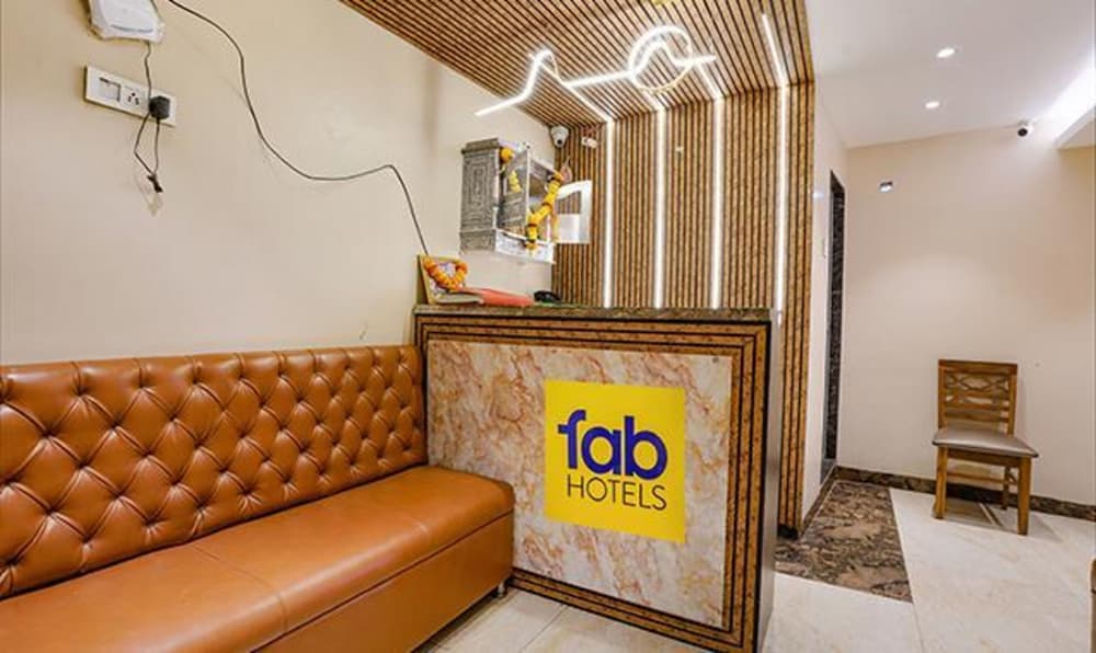 Fabhotel New Prince Palace