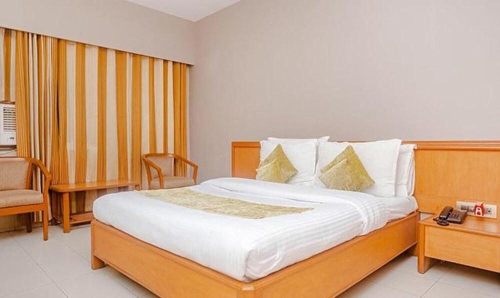 Fabhotel Ashok Tuliip