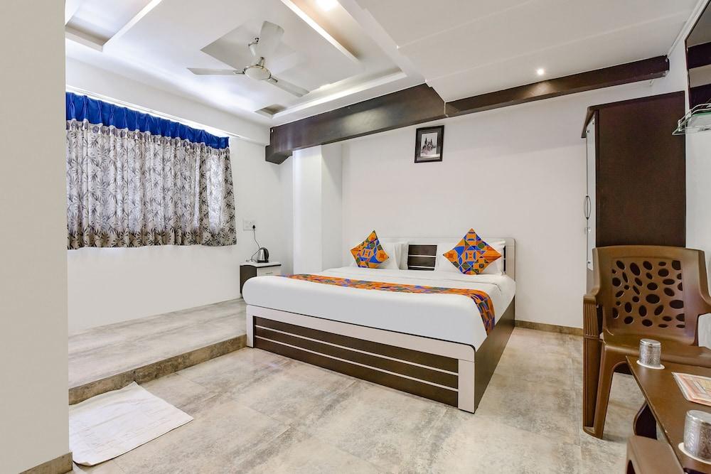 Fabhotel Shekhawat Palace