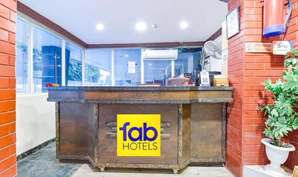 Fabexpress Poonam Palace