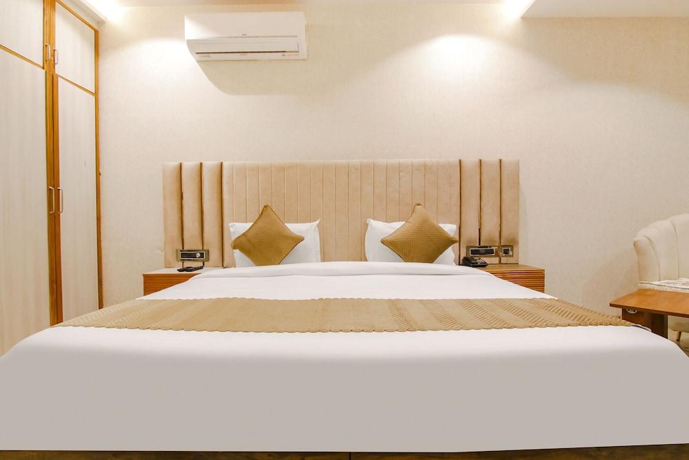 Fabhotel Prime The Eminence