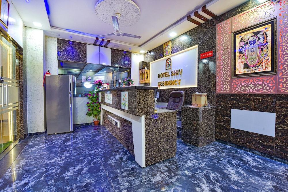 Fabhotel Shiv Residency