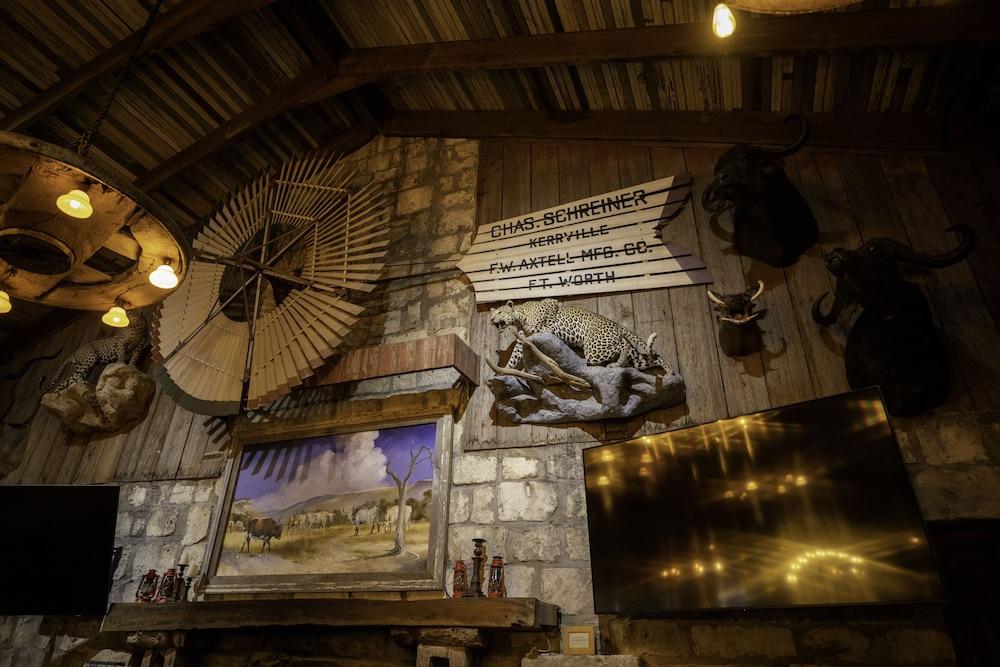 Y.O. Ranch Headquarters