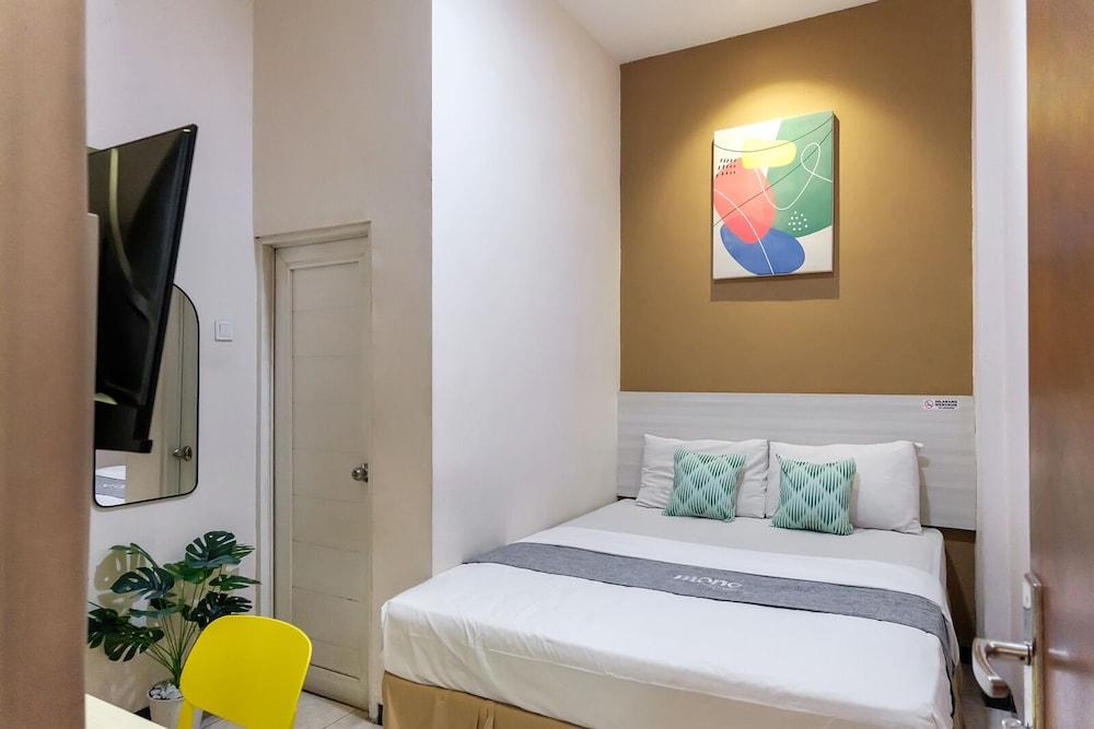 Mono Coliving Kertajaya, Surabaya