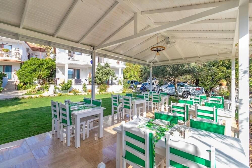 Studio Flat With Magnificent View in Marmaris