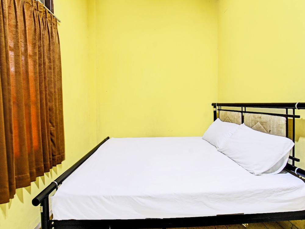 Hotel O Kos Agi Mataram Near Masjid Hissoh Al-Faham