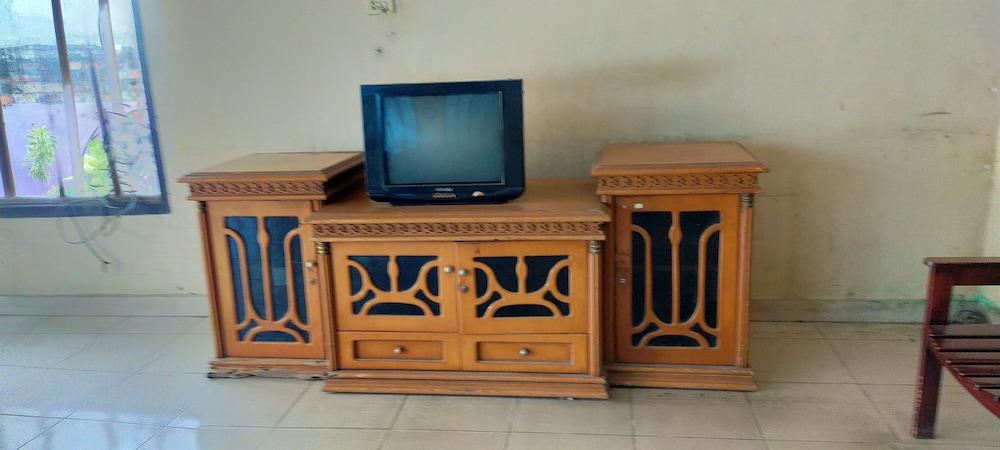 SPOT ON 92368 Hotel Erkas