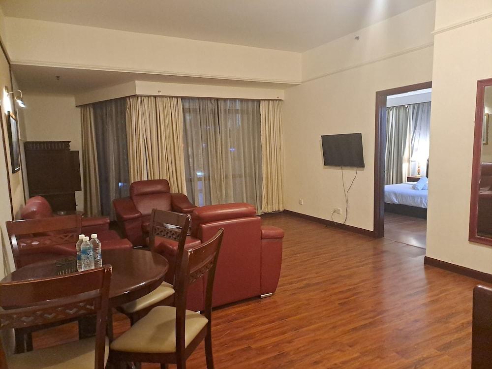 tourism Service Suites At Times Square