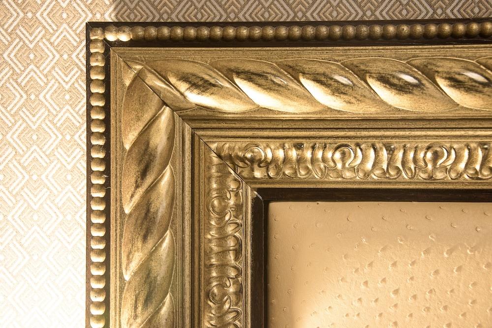 Rometobe Rooms & Hospitality