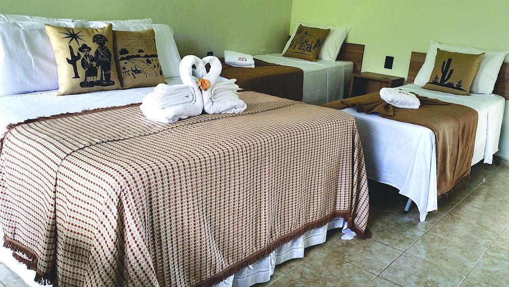 Rangel Village - Hotel Fazenda Pedra Do Rodeadouro