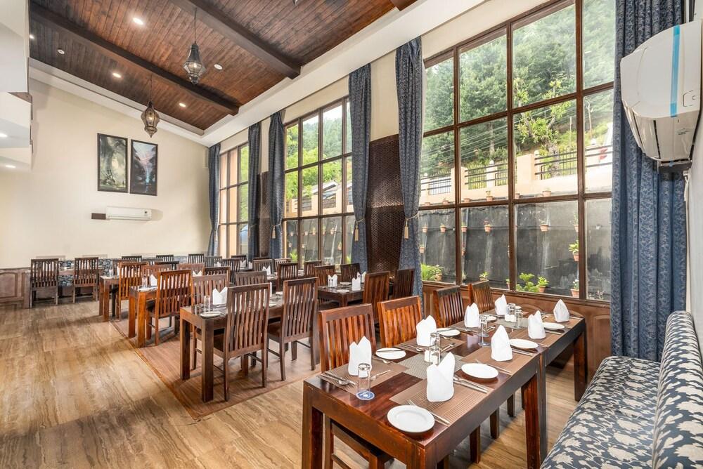 The Chinar Resorts and Spa Srinagar