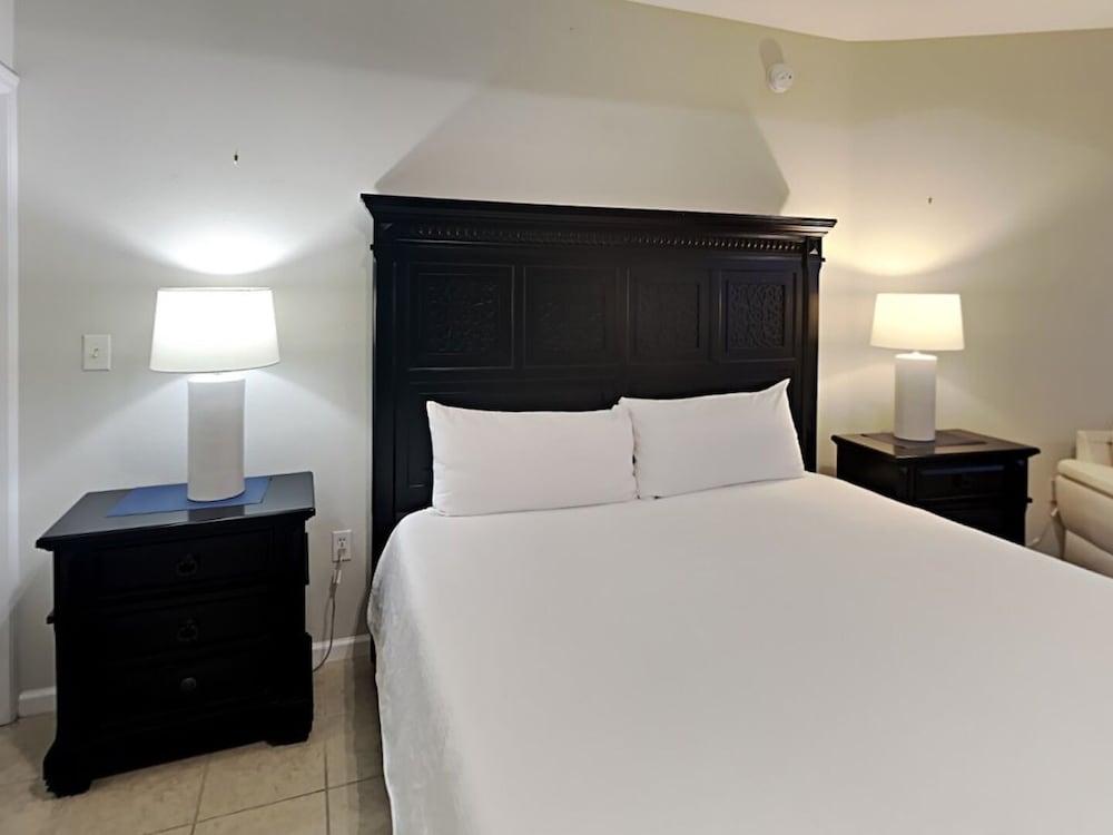 Beach Pointe #703 - Beach Haven