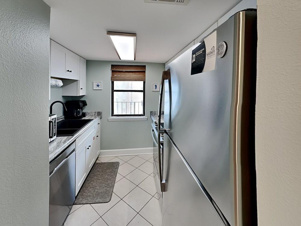 Gulf House #505 by Southern Vacation Rentals