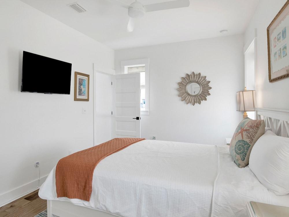 It's Navarre Too Sunny