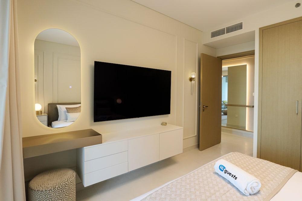 HiGuests - Creekside 18 Tower A