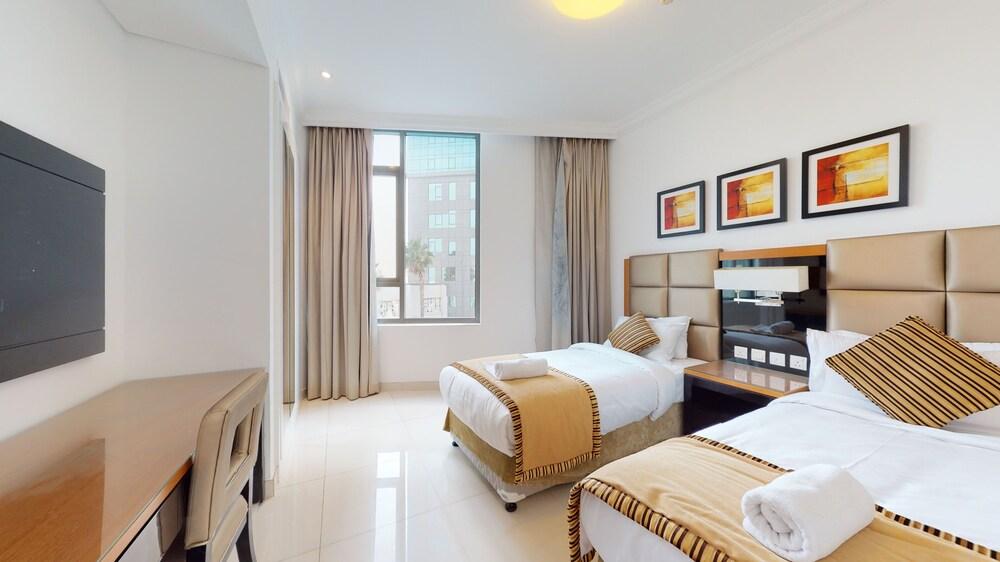 GreenFuture - Capital Bay Tower A