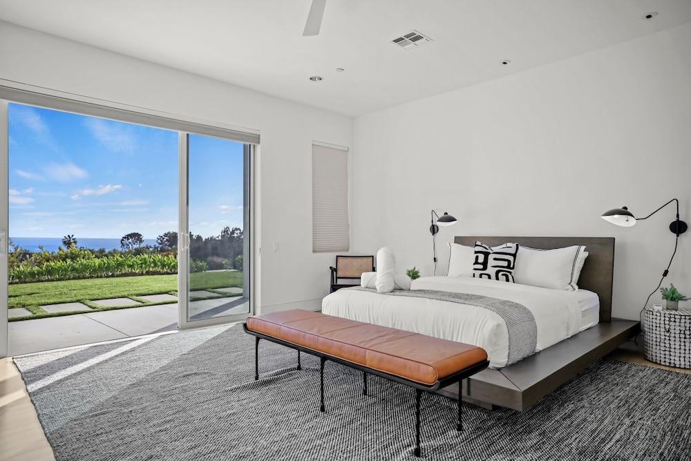 Winding Way - Modern Malibu Masterpiece With Unobstructed Ocean Views