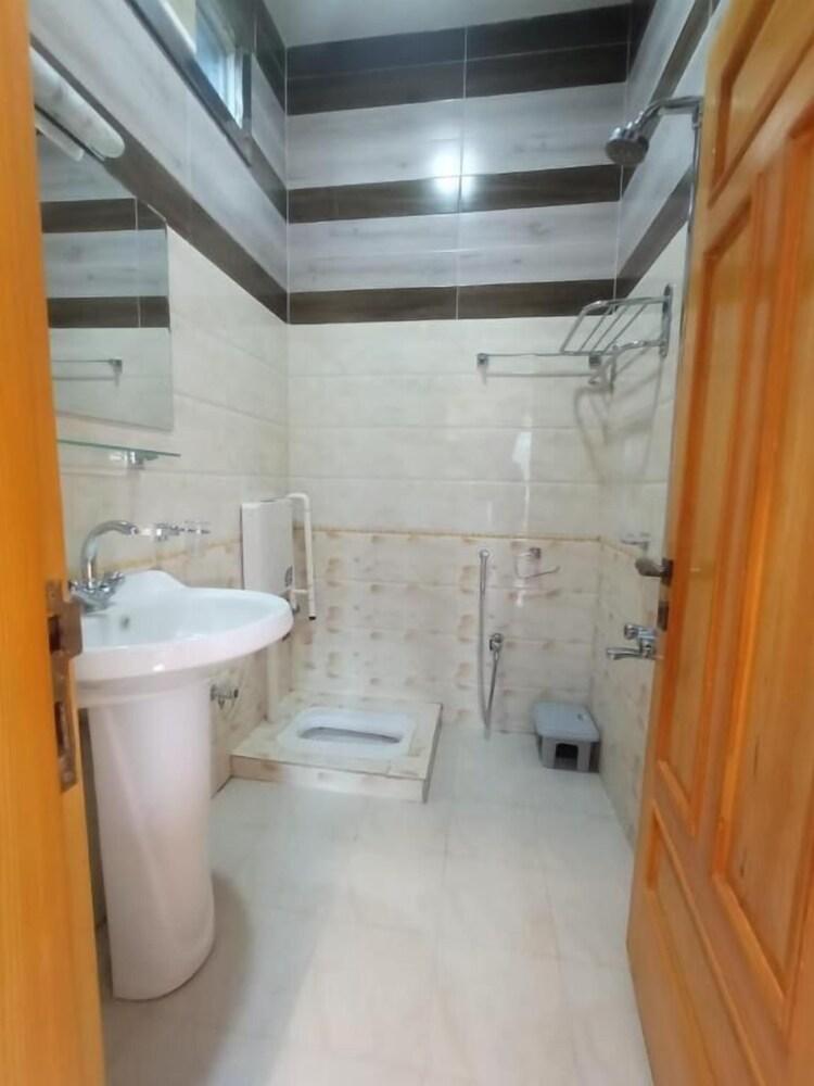 Rahat Luxury Guest house