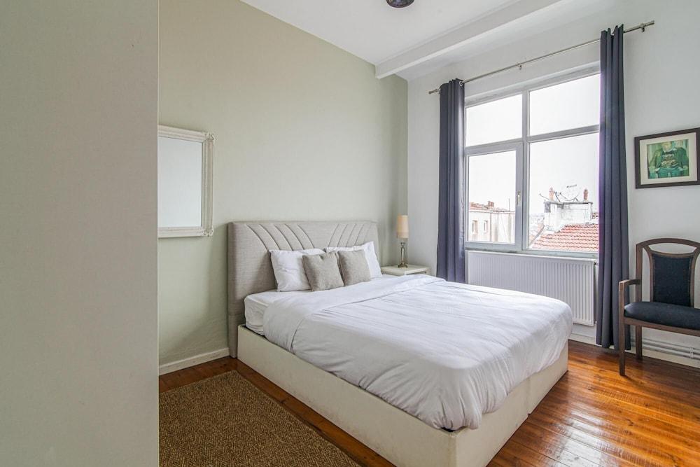 Bright Chic Flat in Beyoglu