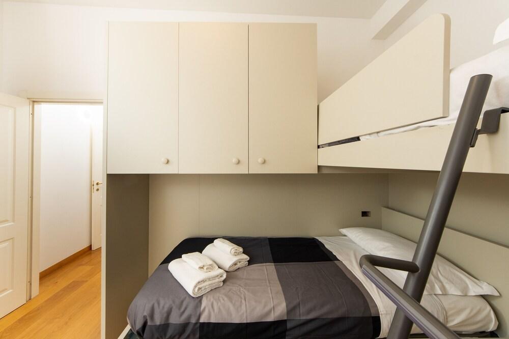 HouSmart Sant'Isaia 67-2