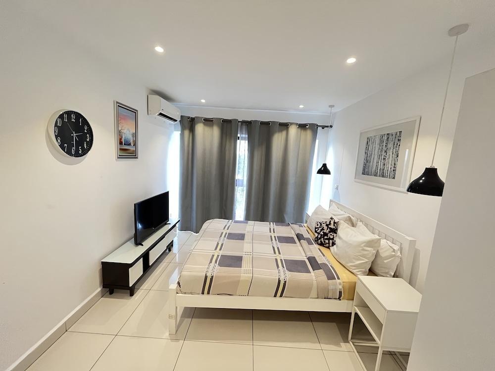 Unique Homes by Embassy Gardens