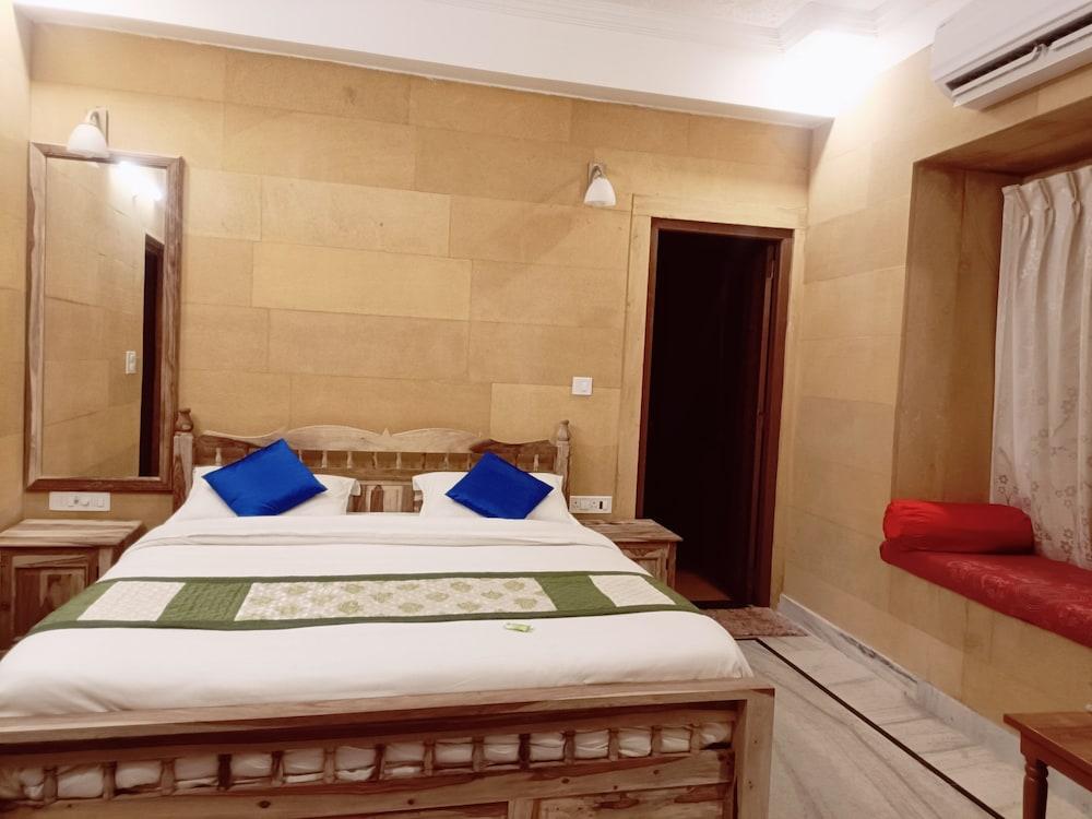 Hotel Garh Villa