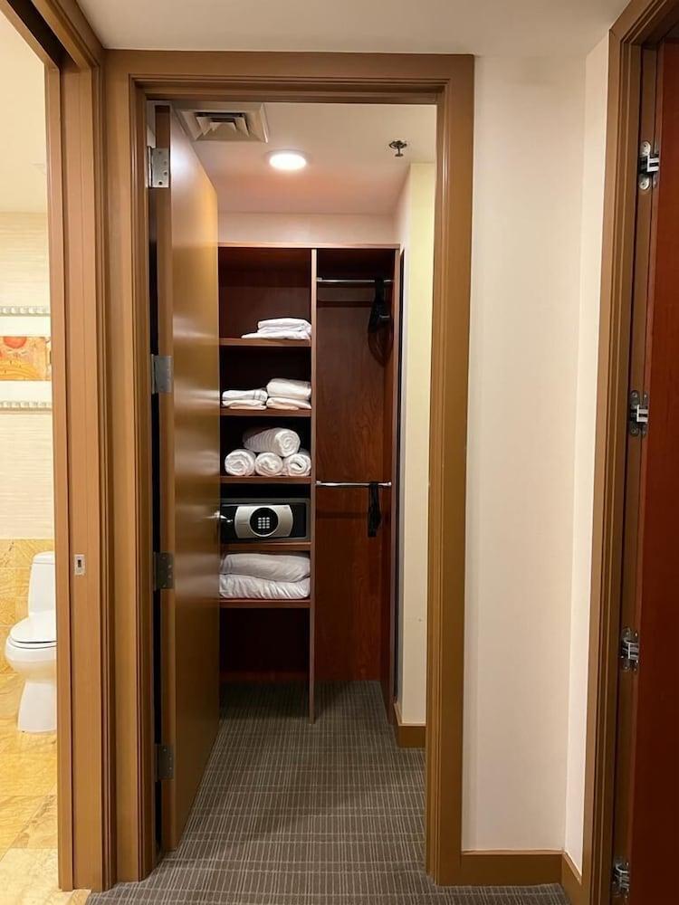 Lux Arch Studios at Brickell