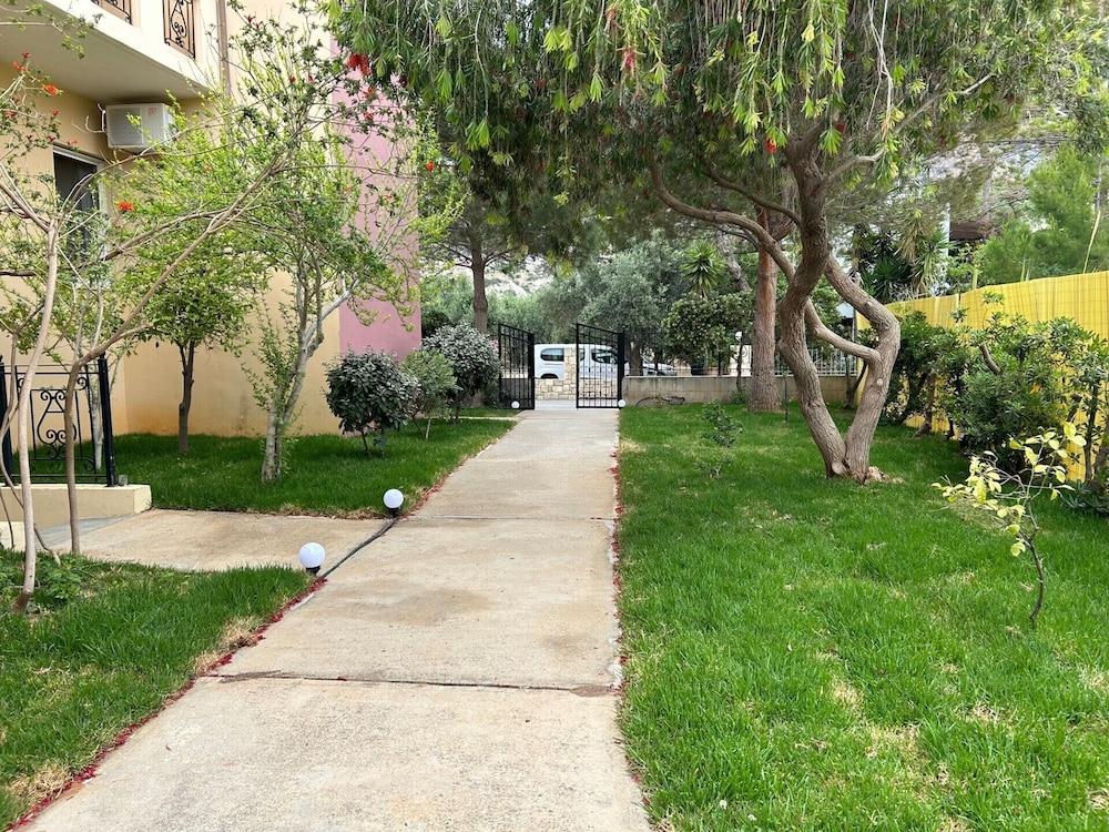 Mediterranean Sea Top Floor