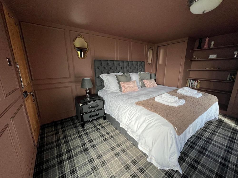 Couples Retreat Boutique Style Barn Conversion