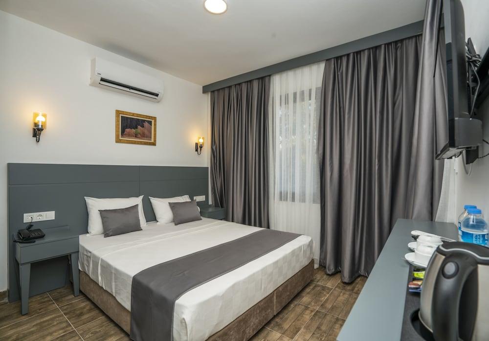 Kensington Kerdime Beach Hotel