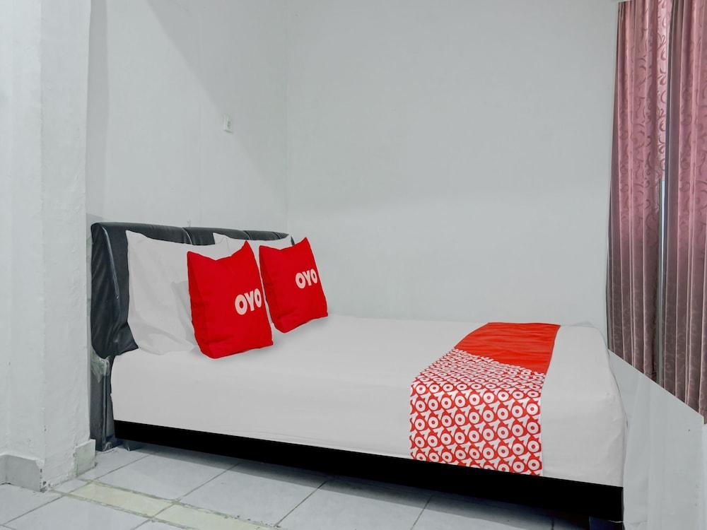 SPOT ON 90117 Anugrah Homestay