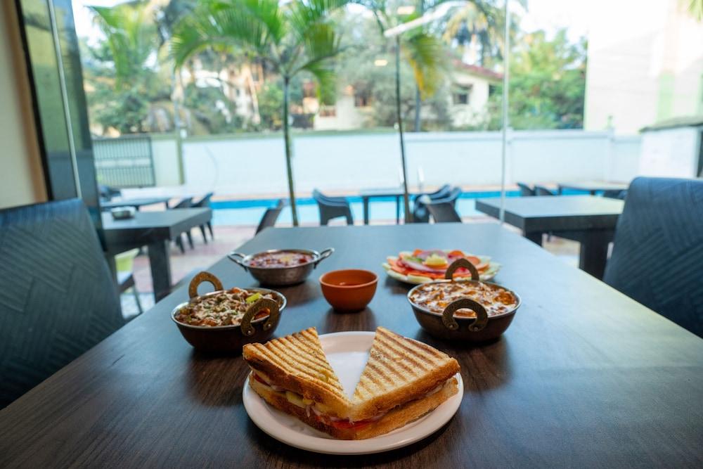 Hotel The Archer Gold