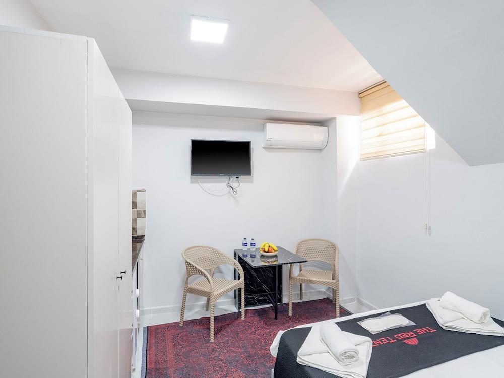 The Rent Tent Suite 23