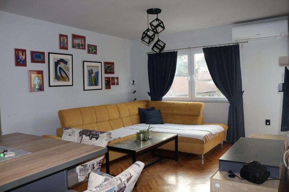 Sunset Paradise Apartments